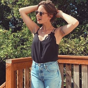 Meet your Posher, Lauren